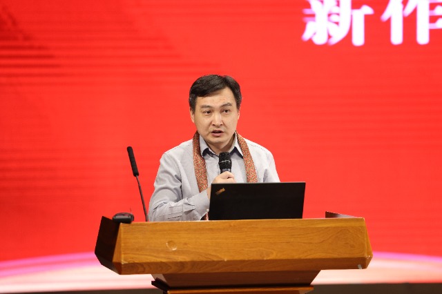 米乐官方网站《打开》中学生作文高中生作文全国高中作文大赛第二十届叶圣陶杯全国中学