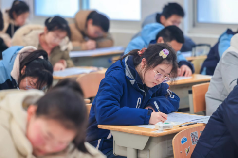 米乐M6官方入口第十届全国中学生科普科幻作文大赛（江苏赛区）总决赛举行